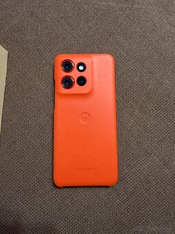 Motorola EDGE 50 Neo 8/256 GB Poiciana - 4