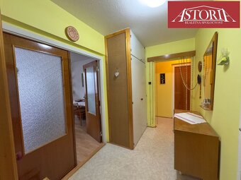 PREDAJ 3 izbový byt neďaleko centra mesta - Martin - Jahodní - 4