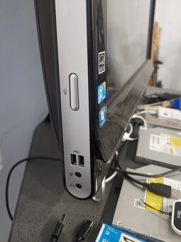 All in one 23" PC HP TouchSmart 600 - 4