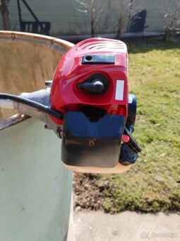 Krovinorez Hecht 152 BTS - 4