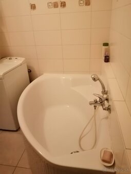 Prenájom 2 izieb v 4-izbovom byte Nové Mesto nad Váhom - 4