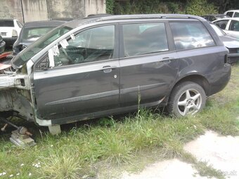 Rozpredam Fiat stilo combi 1.9 85kw na diely - 4