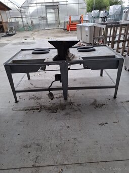 KOVADLINA 80kg + dvoj vyhňu - 4