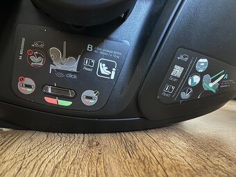 Britax Romer Baby safe 5Z - 4