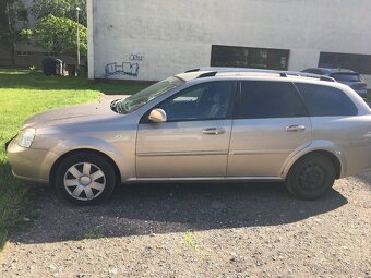Chevrolet lacetti - 4
