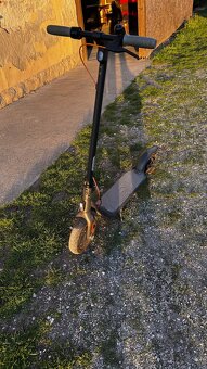Predam elektrickú kolobežku ninebot F30E - 4