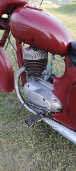 Jawa 250/559 - 4