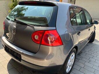 Volkswagen Golf 5 1.9TDI 77kw - 4