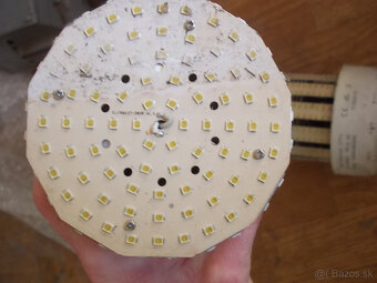 Nejake zvlastne led svetla - 4