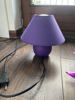 Luster, lampa, šnúrové závesy - 4