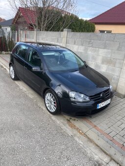 Volkswagen Golf 5 - 4