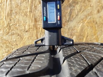 235/50 r19 zimne pneumatiky - 4