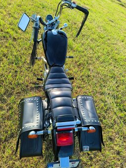 Suzuki VS 700 GL Intruder - 4