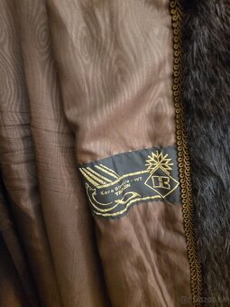 Krasny zachovaly bizamovy kozuch - 4