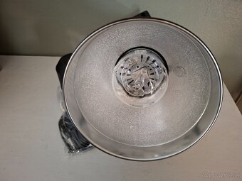 Profesionálny štúdiový záblesk - 4