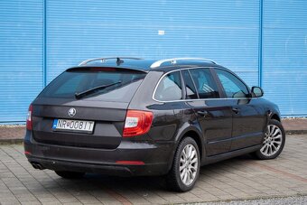 Škoda Superb Combi 2.0 TDI Facelift - 4