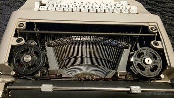 Písací stroj Privileg 350 - 4