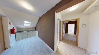 ADMINISTRATÍVNY PRIESTOR - KANCELÁRIA 23 m2 - 4