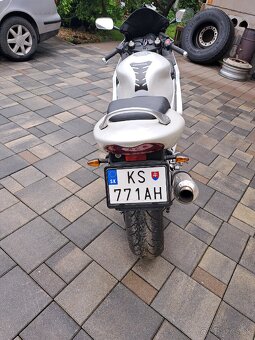 Honda cbr600f - 4