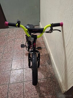 Predám detský bicykel 16kola Specialized cierny - 4