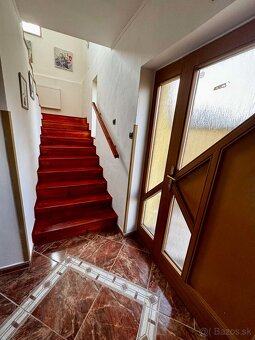 ZNÍŽENÁ CENA EXKLUZÍVNY RD, 6 IZBOVÝ RODINNÝ DOM, 300 - 4