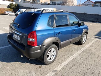 Hyundai Tucson 2.0 benzín, Comfort+, 2WD - 4