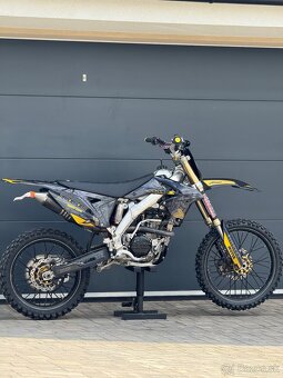 Suzuki RMZ 250 - 4