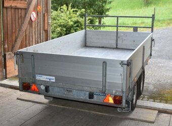 Vyklapac vyklapaci prives 1s celkova hmotnost 2000kg - 4