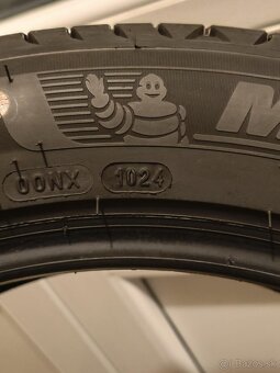 Michelin 205/55 R19 97V letné - 4