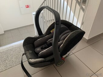 Vajíčko OYSTER 3 s podstavou na uchytenie do ISOFIX-u - 4