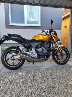 Honda Hornet 600 - 4