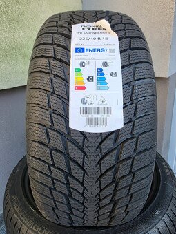 Nove zimne pneumatiky 225/40 r18 Nokian DOT2024 - 4