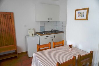Byt s parkovacím stojiskom pri Slnečných jazerách - 4