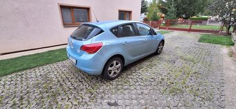 Opel astra - 4