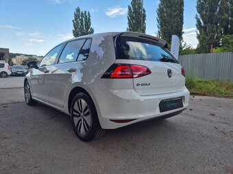 Volkswagen Golf e - 4