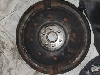 Zotrvačník 2.0 tdi, 110 kW - 4