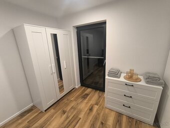 Samostatný apartmán na dlhodobý prenájom - 4
