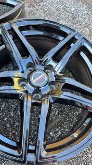 Disky 5x112 r18 Borbet black - 4