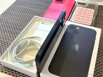 Apple iPhone 13 128GB Midnight - 4