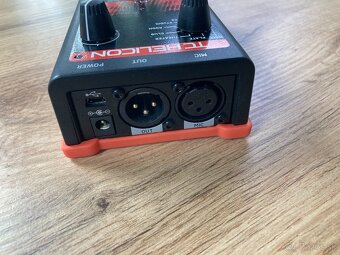 TC Helicon VoiceTone R1 - 4