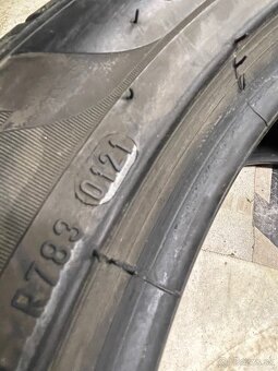 Pirelli 285/40 R20 zimné - 4