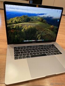 Apple Macbook Pro 15” 2018 16GB, i7 - 4