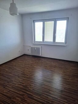Rúbanisko I - 2 - izbový byt 46 m2,rekonštrukcia, BALKÓN - 4