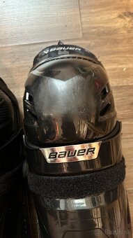 Hokejové chrániče holenné Bauer S23 supreme M3 15” velkosť - 4
