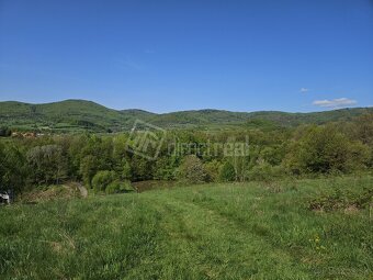 Predaj - rekreácia - Šikovné pozemky pri jazere… - 4