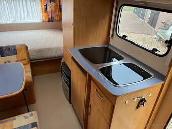 Predám karavan Caravelair 490-bojler-klima r.v.2003- 6 lôžok - 4