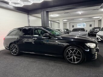 Mercedes E220d AMG 4matic 2022 VYSOKÁ VÝBAVA 1majiteľ - 4
