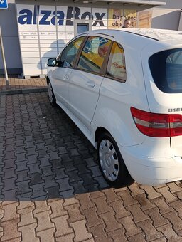 Mercedes Benz B 180 CDI - 4