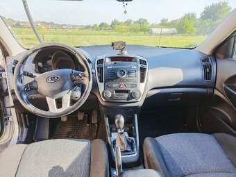 Kia ceed 1.6cvvt 2012 nepojazdné - 4