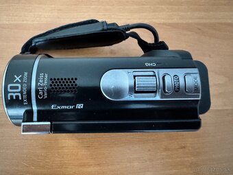 SONY HANDYCAM HDR-CX190E - 4